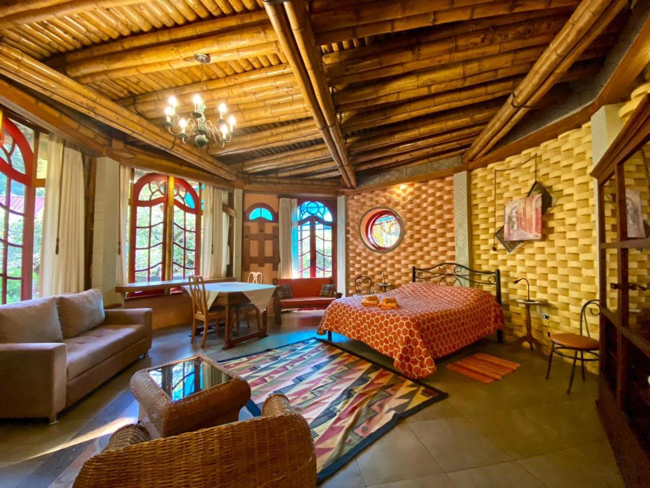 Finca Chamanapamba Guest House Baños Dış mekan fotoğraf